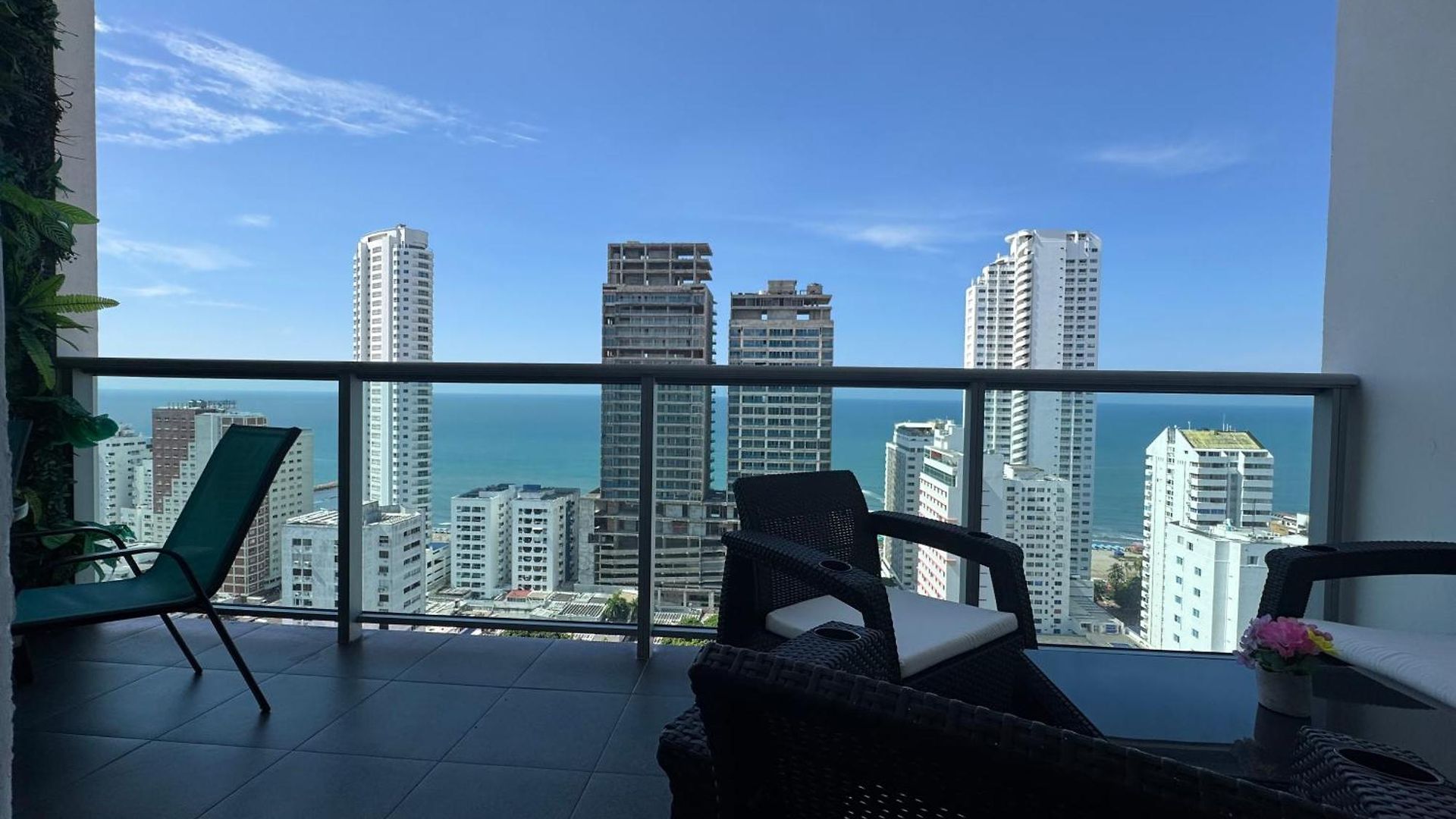 Apartamento Vista Preciosa Desde El Piso 23 Frente Al Mar