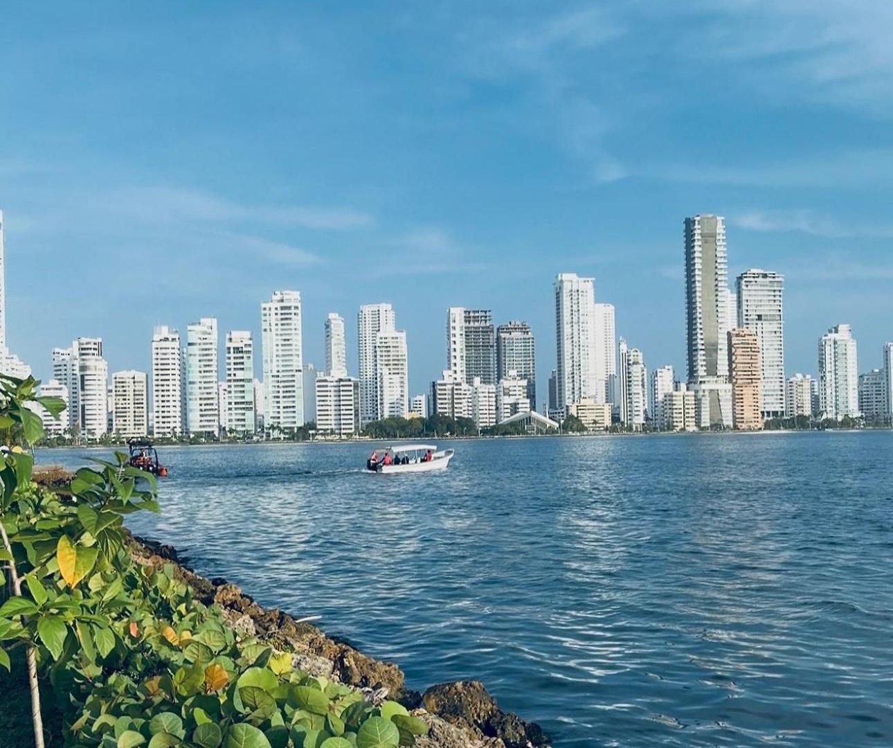 Vista Preciosa Desde El Piso 23 Frente Al Mar * Cartagena