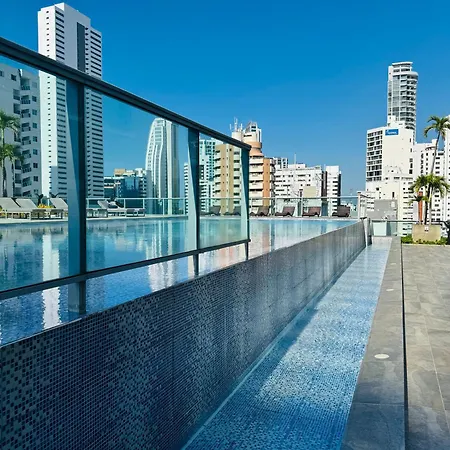 Vista Preciosa Desde El Piso 23 Frente Al Mar Apartamento *