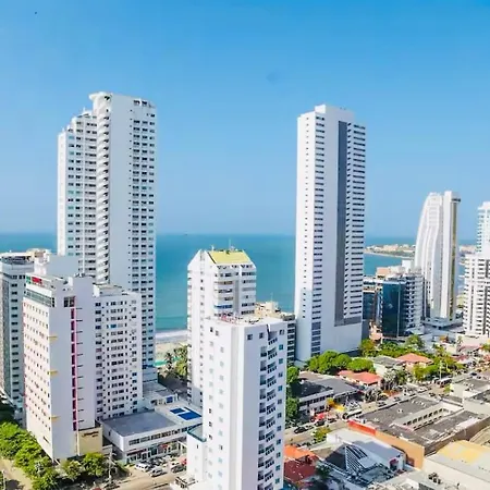 Vista Preciosa Desde El Piso 23 Frente Al Mar *