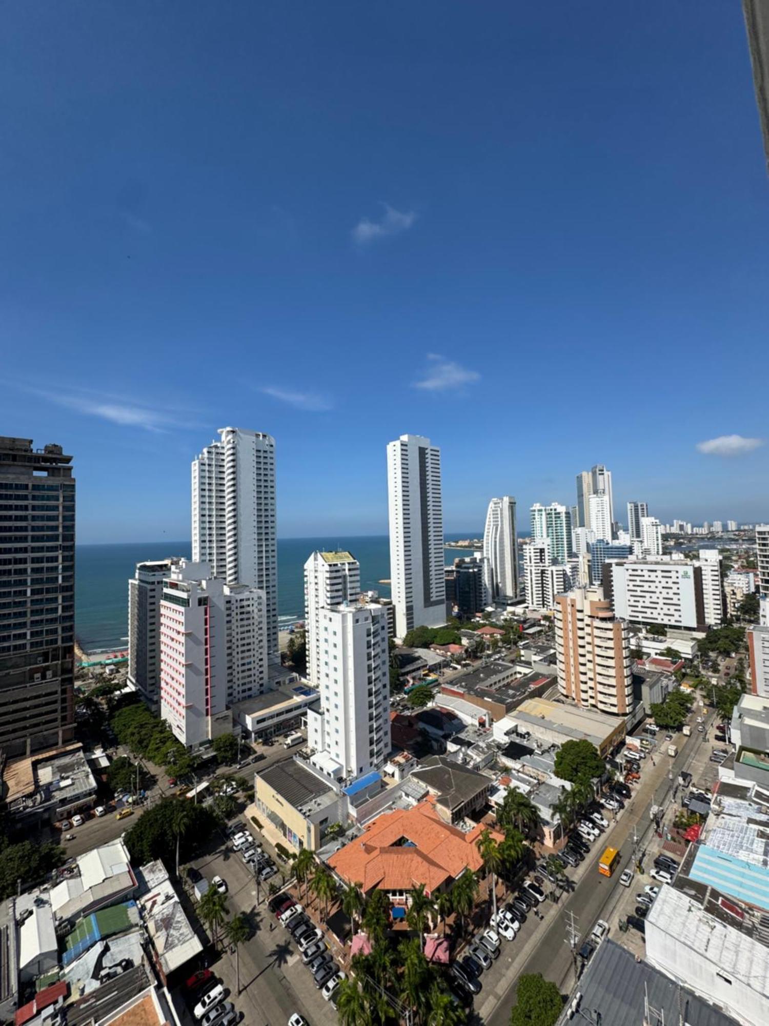 Vista Preciosa Desde El Piso 23 Frente Al Mar Apartment *